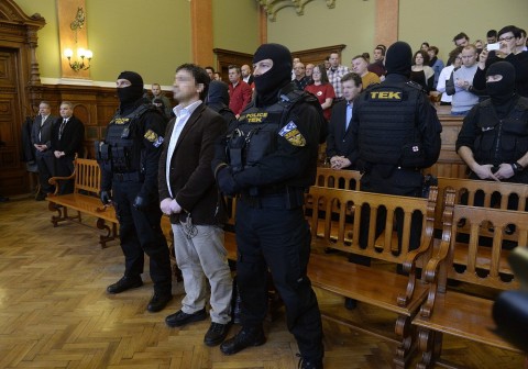 portik(210x140).jpg (portik)