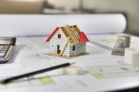 Edinának ennyit kell félretennie, ha lakást akar (Edinának ennyit kell félretennie, ha lakást akar)