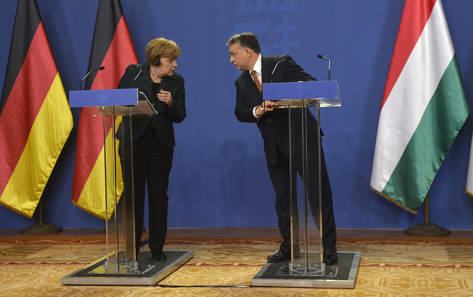 Merkel-Orban(430x286).jpg (Merkel, Orbán)