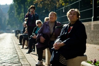 Nyugdijasok(210x140).jpg (nyugdíjasok)