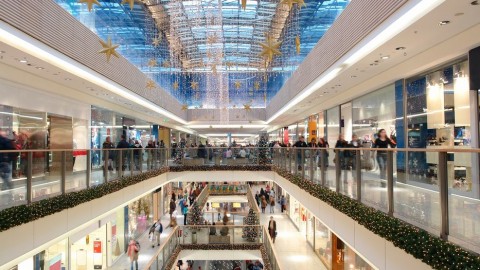 Pláza, bevásárlóközpont (bevásárlóközpont, pláza, )