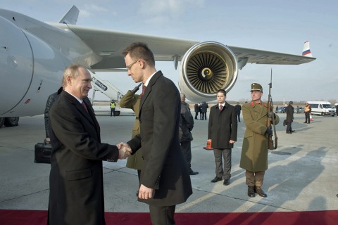 Putyin, Szijjártó (Putyin, Szijjártó)