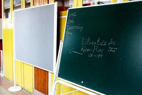 Veszprém választás (Veszprém választás, )