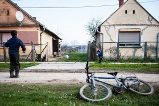 bicikli (bicikli, gyerek, iskolás, Ökumenikus segélyprogram)