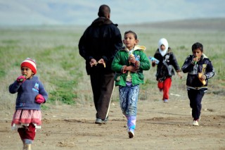 iszlám állam elől menekülő gyerekek (iszlám állam)
