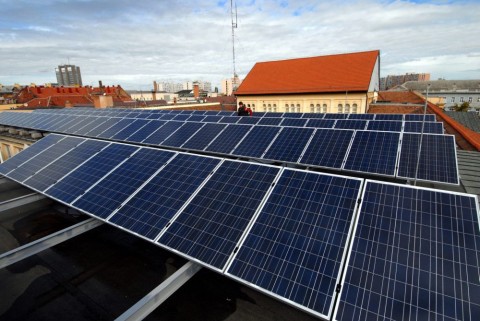 napelem (napelem, napenergia, megújuló, tető, )