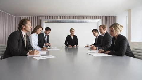 női vezetők (női vezetők)