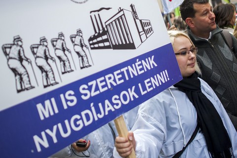 nyugdij(210x140).jpg (nyugdíj)