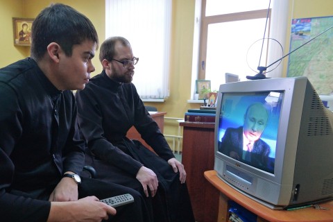 putyin a tévében (putyin, )