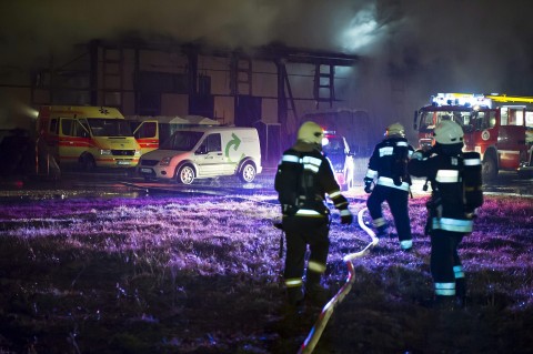 tűzoltó (tűzoltó)