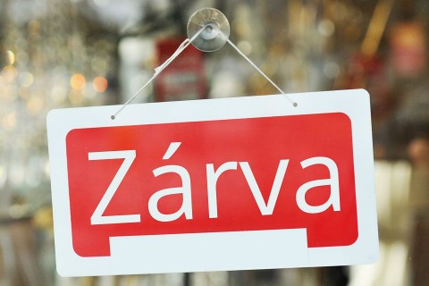 zárva (zárva)