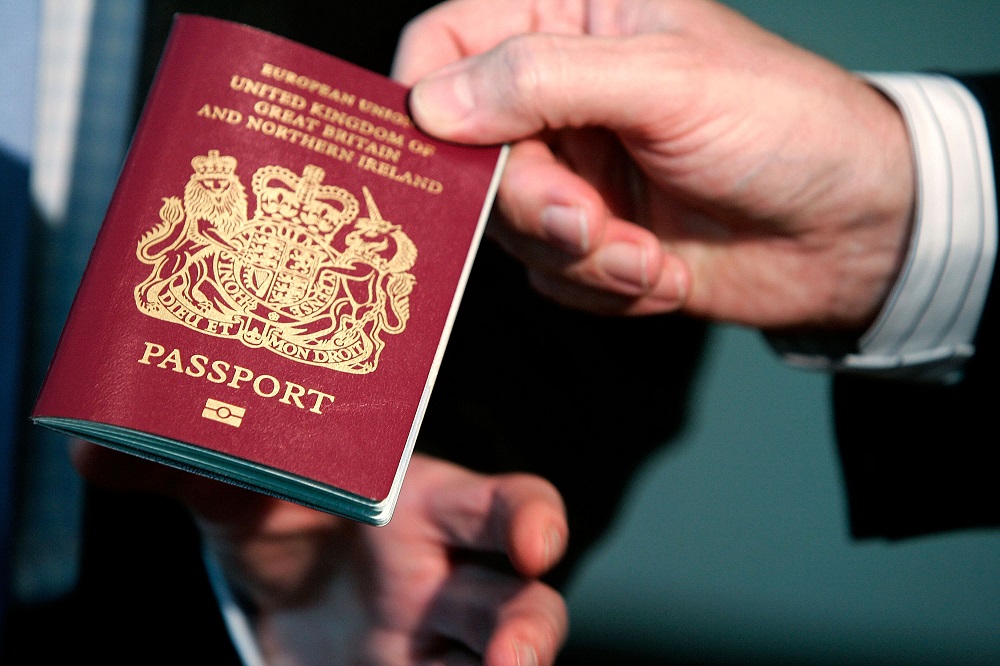 Brit útlevél (útlevél, )