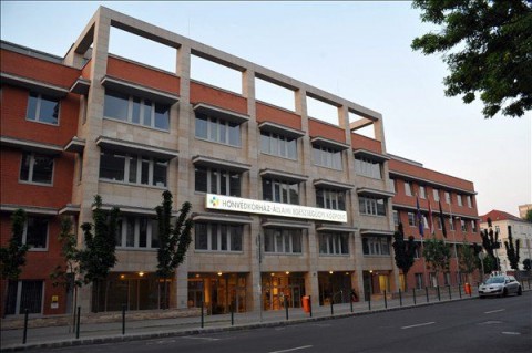 Honvédkórház (honvédkórház, )