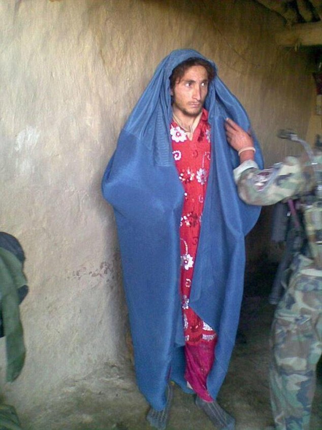 ISIS nőnek öltözött (isis, nő)
