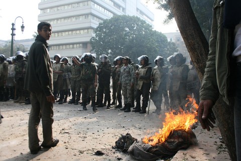Minden héten bomba robban az országban (Minden héten bomba robban az országban)