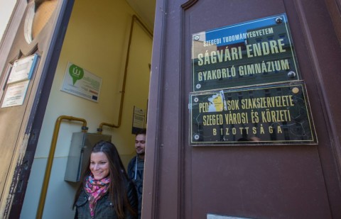 Ságvári gimnázium (ságvári endre, )