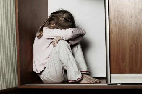 család, erőszak, bántalmazás (család, erőszak, bántalmazás)