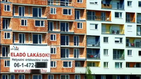 elado-lakas(210x140).jpg (eladó lakás, )