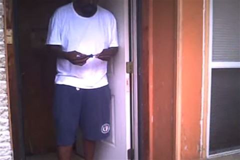 lelott-ferfi(960x640).jpg (fekete, ferfi, lelőtt, denver)