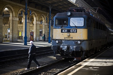 mav(210x140).jpg (máv, )