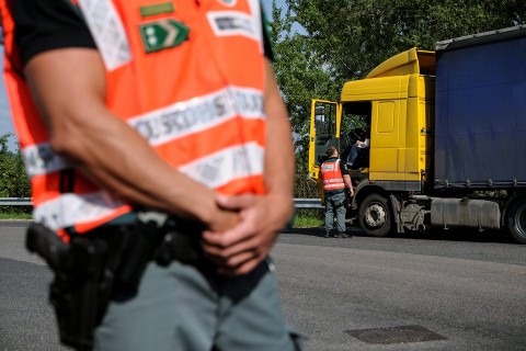 pénzügyőr (pénzügyőr)