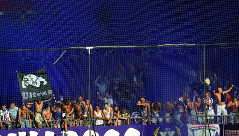 újpest szurkolók (újpest szurkolók)