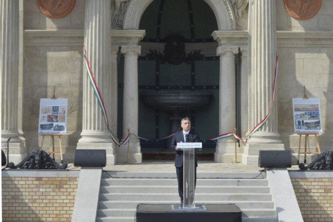 varkert-bazar-avato(210x140).jpg (várkert bazár)