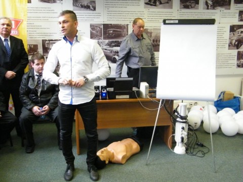 Életmentő főtaxisok (életmentés, )