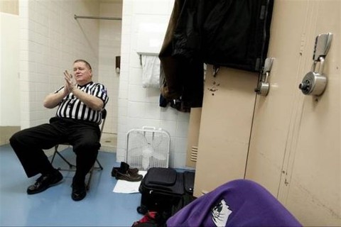 Jatekvezetoi-szoba(960x640).jpg (játékvezetői szoba)