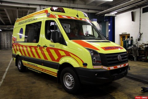 Mentoauto(650x433).jpg (mentő, )