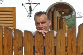 Orbán (orbán, )