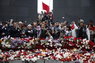 Örmény megemlékezés (örmény, örmény népirtás, )