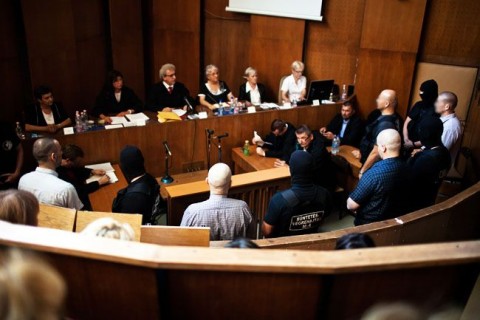 Romagyilkosságok (Romagyilkosságok)