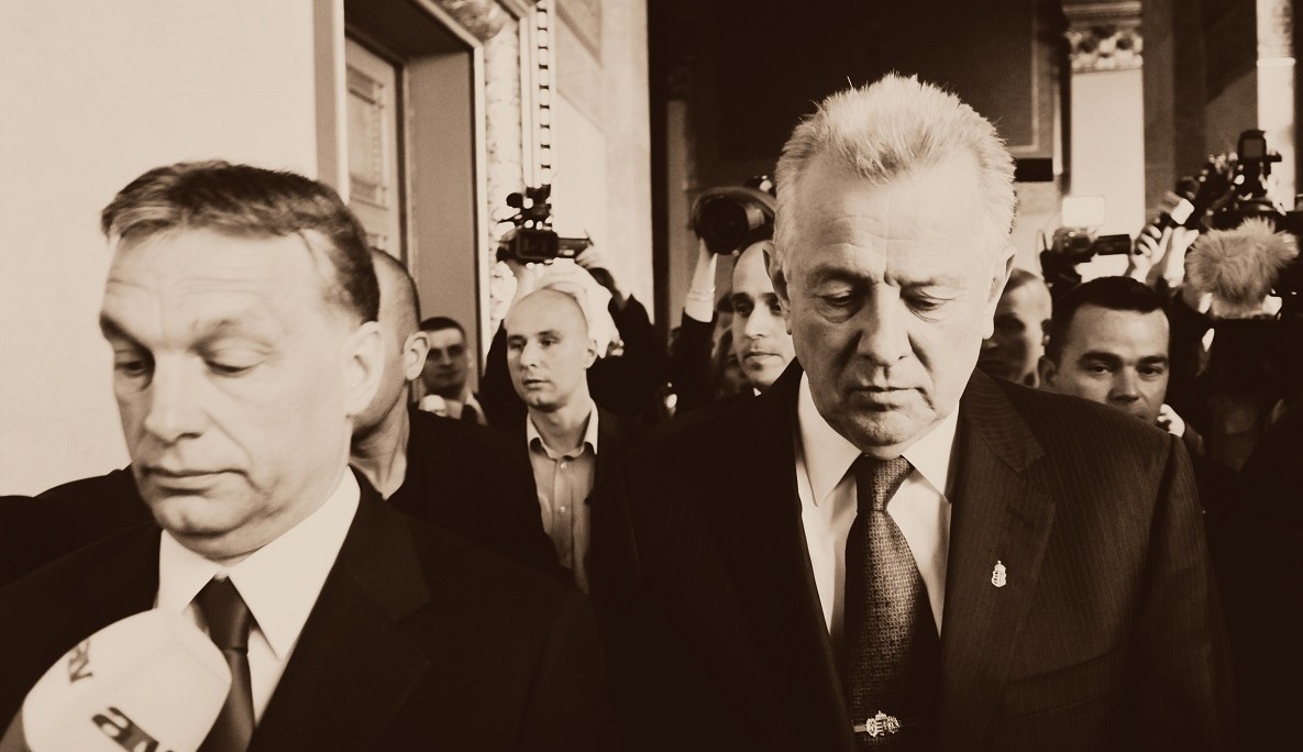 Schmitt Pál lemond (schmitt pál, )