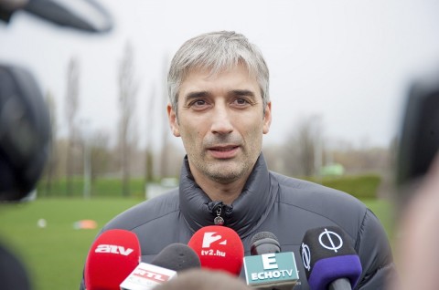 Szasa Sztevanovics (szasa sztevanovics, )