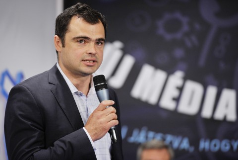 Vaszily Miklós (Vaszily Miklós, Origo)