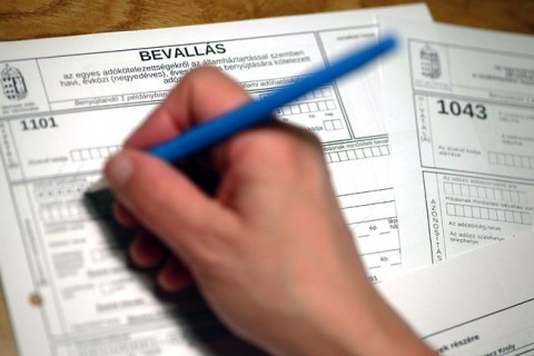 adobevallas(430x286).jpg (adóbevallás, )