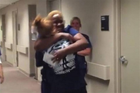 apolono(960x640).jpg (ápolónő, )