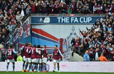 aston villa (aston villa)