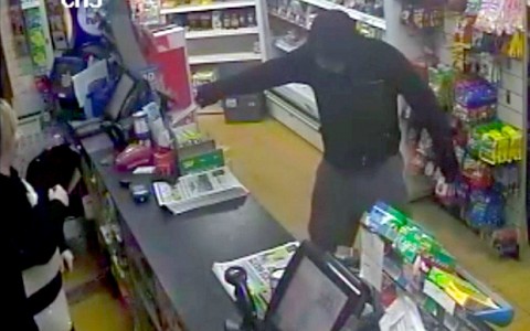 bolti rabló (bolti rabló)