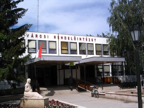 hajdúnánási rendelőintézet (hajdúnánás, rendelő)