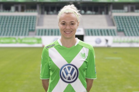 jakabfi zsanett (jakabfi zsanett)