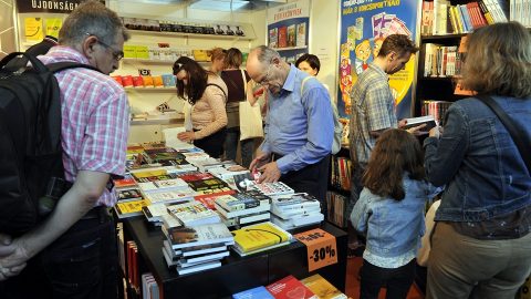 könyvfesztivál (könyvfesztivál, )