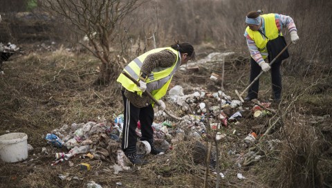 kozmunkasok(210x140).jpg (közmunka)