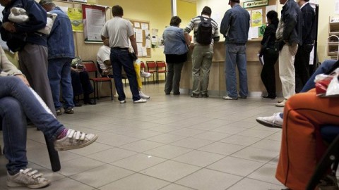 munkanelkuli-hivatal(210x140).jpg (munkanélküli hivatal)