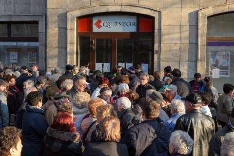 quaestor károsultak (quaestor)