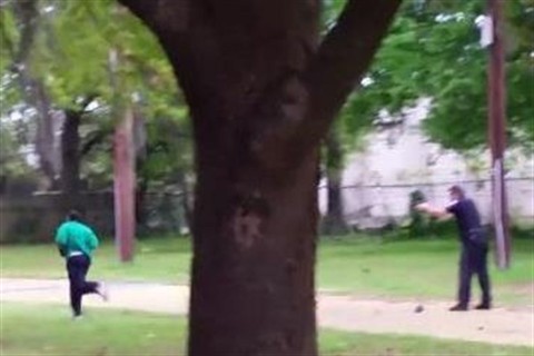 rendor(960x640).jpg (rendőr, túlkapás)