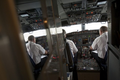 repülő (repülő, )