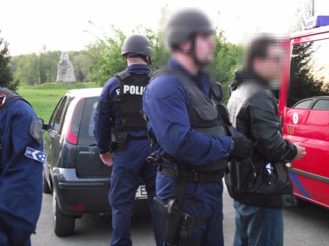 trafikos gyilkos (trafikos gyilkos, trafik, kaposvári trafikos késelő, kaposvári trafikos gyilkos, )