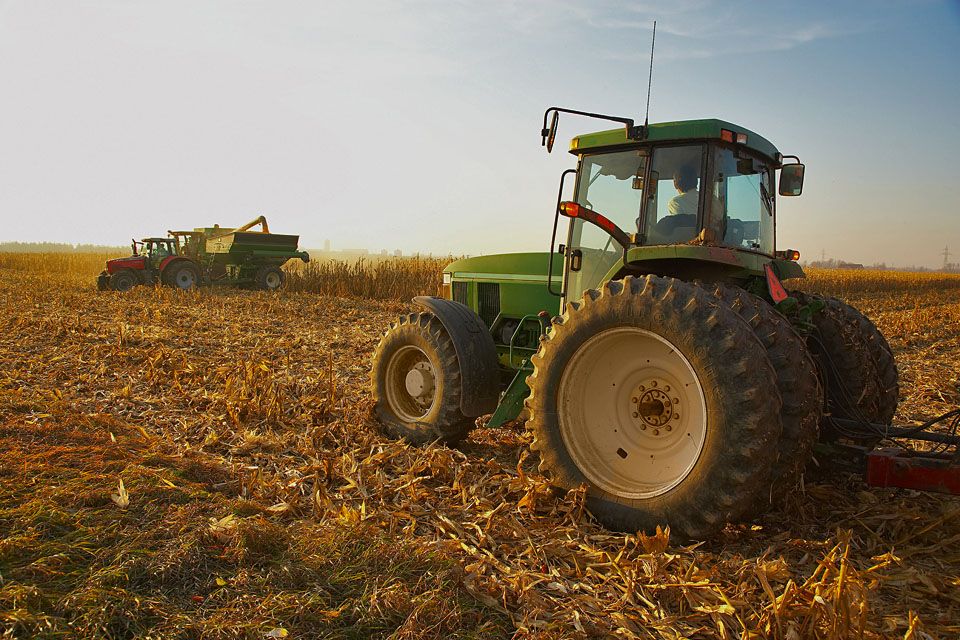 traktor (traktor)